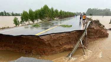 แปดริ้วอ่วม! สะพานข้ามคลองสียัดบ้านท่ามะนาวขาด กระทบชาวบ้านใช้เดินทางไม่ได้
