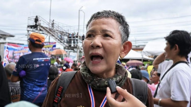 ประทับใจ! อยู่ลพบุรี ฝ่าฝนไปรวมพลังที่หาดใหญ่ ลั่น “อยู่ไม่ได้แล้ว ต้องมาแสดงพลังเอาประเทศไทยของเราคืนมา”