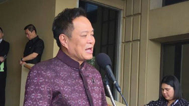 "อนุทิน" ปัดห้ามกู้ภัยแจกข้าว บอกโดนอ้างชื่อมั่ว ทุ่ม 4 พันล.เยียวยาทั่วไทย ดันโครงการ "ชัยนาท-ป่าสัก" 1.6 แสนล.กันน้ำท่วม