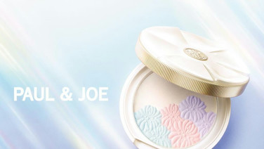ผิวสวยออร่า ด้วย SILKY FACE POWDER จากพอล แอนด์ โจ
