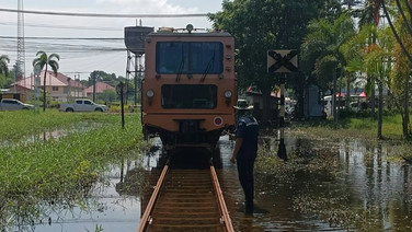 น้ำเริ่มลด!รฟท.เร่งเข้าฟื้นฟูทางรถไฟสายตะวันออก 2 จุด ช่วงสระแก้ว, ด่านพรมแดน