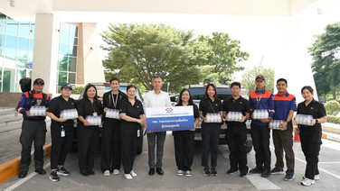 รฟม. ส่งมอบข้าวสาร อาหารแห้ง น้ำดื่ม  2,400 ขวด ร่วมช่วยเหลือผู้ประสบอุทกภัย