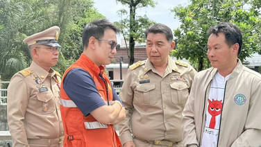 มท.4 ลงพื้นที่ติดตามระบบระบายน้ำเขตเทศบาลนครภูเก็ต เตรียมพร้อมรับมือน้ำท่วมและวางแผนช่วยเหลือประชาชน