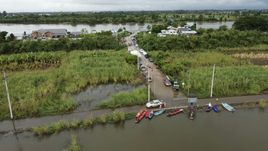 อยุธยาน้ำท่วมยังอ่วม! ชุมชนบ้านเกาะจมทั้งหมู่บ้านกว่า 100 หลัง ชาวบ้านโอดน้ำมาเร็ว 2 วันท่วมเป็นเมตร เก็บของไม่ทัน