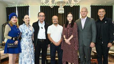 มูลนิธิมาดามแป้ง รับเงินสนับสนุน 100,000 บาท จาก 2 ศิลปินแห่งชาติ ร่วมส่งต่อพลังแห่งการให้เพื่อสังคม