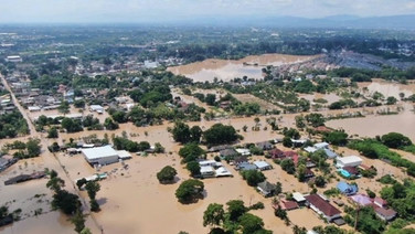 คลังคลอดชุดใหญ่เยียวยาน้ำท่วม พักหนี้–ปล่อยกู้ 3 หมื่นล้าน ลดหย่อนภาษีซ่อมบ้าน–รถสูงสุด 1.3 แสนบาท