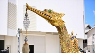 สำนักพระราชวังและกองทัพเรือ ประกอบเครื่องสูง “เรือพระที่นั่งสุพรรณหงส์”