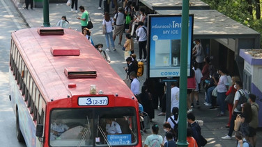 เปิดโผรถเมล์ 60 สาย ขสมก.ปลดระวาง”รถร้อนครีมแดง”เป็น EV ติดแอร์ 1,520 คันทั้งหมดปี 70