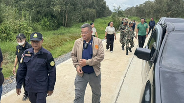 ผู้ตรวจการแผ่นดินลงพื้นที่ ตรวจสอบปัญหาการบุกรุก ป่าพรุควนเคร็ง!  พบถนนคอนกรีตเกือบ 2 กม.จี้ตรวจสอบสิทธิครอบครอง
