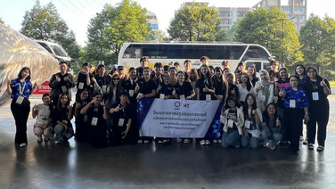 DPU ปั้นมัคคุเทศก์มืออาชีพ! พานักศึกษาลุยภาคสนาม “เส้นทางร้อยเรื่องราว สองนครแห่งอีสานใต้” เรียนรู้จริง ฝึกปฏิบัติจริง สัมผัสมรดกวัฒนธรรมไทย