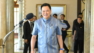 “อนุทิน” แจงเยี่ยม "ธรรมนัส" หลังส่งภาพป่วยไร้การเมือง ลั่น “ศุภจี” หนึ่งในเสาหลักรบ.ถ้าเปลี่ยนต้องเปลี่ยนนายกฯ