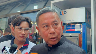 "อดุลย์" กร้าวกลางวงผบ.เหล่าทัพ-สภากห.ไม่หวั่นซักฟอกตอบได้หมด โวชีวิตไม่เคยมีเรื่องด่างพร้อย