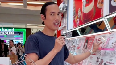 ฮอลลีวูดสะเทือน! “PATRICK TA” เมกอัพอาร์ทิสต์ระดับโลก บุกช้อป BEAUTY BUFFET ขนไอเท็มไทยกลับอเมริกา ตอกย้ำคุณภาพ T-Beauty!