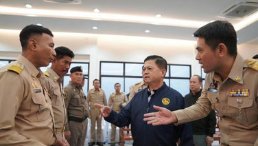 กรมการปกครองคุมเข้มอาวุธปืนทั่วประเทศ ตรวจร้านค้า–สนามยิงปืน ตั้งจุดตรวจ 4.3 แสนครั้ง จับ 621 ราย ยึดปืน 690 กระบอก กวาดล้างปืนเถื่อนตามนโยบายรัฐบาล