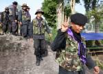 สัมพันธ์ทหารไทย-กัมพูชา ยังดีจับมือร่วมตระเวนรอบเขาวิหาร
