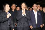 “มาร์ค” ดับฝัน “นช.แม้ว” ยันไม่ยุบสภาหนี - ฮึ่ม ตร.พัทยาชุ่ย