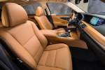 Lexus LS Series : ถึงเป็นรุ่นใหม่ แต่ก็ไม่ใหม่ทั้งหมด