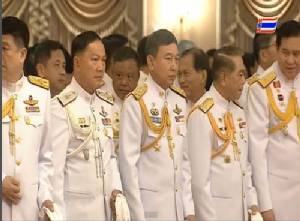 “บิ๊กตู่” รับสนองพระบรมราชโองการโปรดเกล้าฯ เป็นนายกฯ คนที่ 29 เต็มตัว