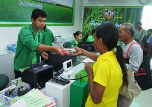 ธ.ก.ส.บุรีรัมย์พร้อมจ่ายชาวนาไร่ละพัน รวม 2,250 ล้าน เสร็จในหนึ่งเดือน