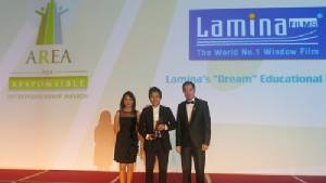 “ลามิน่าสานฝันเด็กไทยได้เล่าเรียน” คว้ารางวัล AREA Awards 2015 ภูมิภาคเอเชีย ในสาขา Social Empowerment