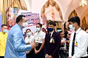 “ประยุทธ์” ส่งเสริมการจ้างงานนิสิตนักศึกษาจบใหม่ ย้ำเยาวชนคนรุ่นใหม่เป็นกำลังสำคัญสู่อนาคต