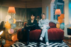 JAYLERR x Ice Paris  เปลี่ยนสไตล์ใหม่!!  ปล่อยเพลงจังหวะ Medium ฟังสบายๆ พร้อมชวนดูเอ็มวีเพลง “เมื่อวานก็นานไป (FEELS LIKE A YEAR)”