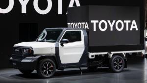 "โตโยต้า IMV 0" กระบะปรับแต่งได้ไม่รู้จบที่งาน Japan Mobility Show 2023
