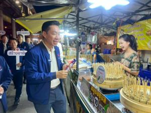 “เอกสิทธิ์” นำว่าที่ผู้สมัคร สส.พรรคปวงชนไทย บุกตลาดต้นไทร แบริ่ง ลุยรับฟังเสียงผู้ค้า-ประชาชน