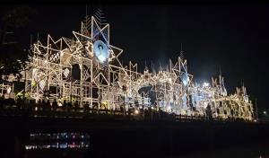 นทท.คึกคักร่วม CHIANG MAI COUNTDOWN 2026 ชมซุ้มไฟประดับสะพานนวรัฐและการแสดงพร้อมจุดพลุรับปีใหม่69
