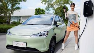 อีวีป่วนเมือง จีนถล่มราคา-ญี่ปุ่นรุกไฮบริด ทิ้งทวนปี 68