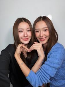 น้ำตาล ทิพนารี และ ฟิล์ม รชานันท์ เผยโมเมนต์อบอุ่น กับสร้อยข้อมือคู่จาก FRED Jewelry