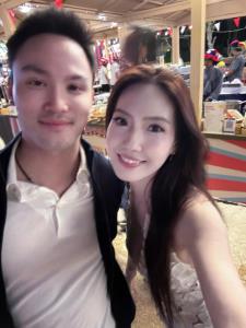 จับตา “เป๊ก เศรณี” แชะภาพแนบชิด “บอลลูน พิณทุ์สุดา” มี “อนุทิน” ร่วมเฟรม