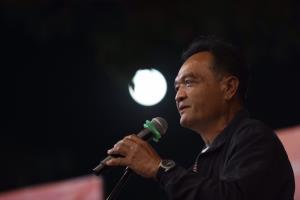 “เท้ง” อ้อนคนขอนแก่นเลือกพรรคส้มถล่มทลาย รับรองได้ทีมบริหารประเทศโปร่งใสไม่มีเทา