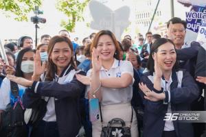 เปิดใจ “แก้ม พัชรนันท์” เลือดใหม่ค่ายน้ำเงิน ขออาสาทำงานเพื่อประชาชน ลุยหาเสียงสู้ศึกสนาม กทม.