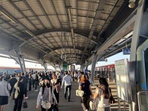 ระบบราง 4 ม.ค. 69 คนเดินทางแน่น รถไฟผู้โดยสารพุ่งกว่า 1.05 แสนคน