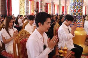 "บอย ศิริชัย" นำศิลปินหมอลำพร้อมใจกราบสรีระสังขาร “หลวงพ่อเจริญ” เกจิผู้พิทักษ์ภูมิปัญญาอีสาน