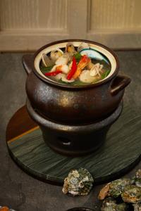 “Oysters &amp; Spice” สัมผัสเมนูหอยนางรมจากทะเลไทย ณ ห้องอาหารเดอะ สยาม ที รูมท์