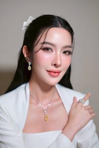 ไม่ใช่แค่สวย แต่มีของ ‘ผศ.ดร.ม่านฟ้า’ ถูกพูดถึงไม่หยุด ในฐานะแรงบันดาลใจของผู้หญิงยุคใหม่
