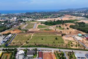กระหึ่มเกาะภูเก็ต ทุ่มกว่า 800 ล้าน จัด EDC Thailand 2026 ยกระดับภูเก็ตสู่ศูนย์กลางดนตรีอิเล็กทรอนิกส์ ตั้งเป้าคนเข้า 1.5 แสนคน เงินสะพัดกว่า 2.5 พันล้าน