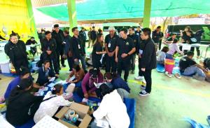 ประธาน กกต.ลงพื้นที่สมุทรสงคราม ตรวจเข้มส่งมอบบัตรเลือกตั้ง อบต.บางแก้ว ก่อนหย่อนบัตรวันพรุ่งนี้