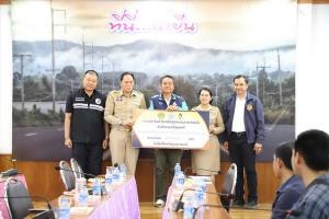 มอบเงินเยียวยาผู้ประสบภัยจากกการปะทะกับทหารกัมพูชารอบแรก