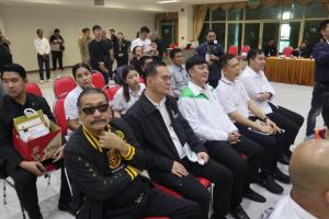 ผอ.กกต.กาญจน์ ย้ำห้ามผู้สมัคร–พรรคการเมืองพาดพิงสถาบันฯ หาเสียงเด็ดขาด สื่อห้ามใช้อาชีพเอื้อผู้สมัคร