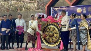 ลพบุรีพร้อมใจแต่งไทยทั้งเมือง! กว่า 3,000 คน เดินรณรงค์เทิดพระเกียรติ ในงานแผ่นดินสมเด็จพระนารายณ์ฯ ครั้งที่ 38