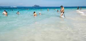 อันซีนพังงา เกาะไข่ใน ทะเลสวยใส หาดทรายขาวเนียน (ภาพ : อโนทัย งานดี) 