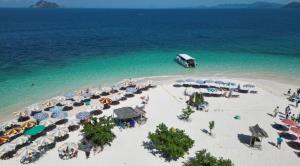 อันซีนพังงา เกาะไข่ใน ทะเลสวยใส หาดทรายขาวเนียน (ภาพ : อโนทัย งานดี) 