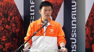 “เท้ง” แถลงไม่ปกป้อง ผู้สมัคร สส.โดนจับเอี่ยวเว็บพนัน หวัง จนท.กวาดล้างจริงจังไม่ใช่แค่หวังผลการเมืองช่วงเลือกตั้ง