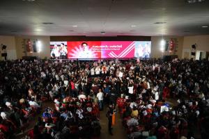 “เพื่อไทย” ปราศรัยชลบุรี “ยศชนัน” ชู "เวลเนสฮับ" ดัน  ม.บูรพาติดท็อป 100 ของโลก