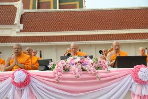 พระธรรมยาตรา นำชาวนนท์เรือนหมื่น จุดประทีปธรรม เจริญจิตภาวนา อุทิศถวายพระพันปีหลวง