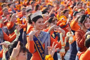 อุดรฯ จัดใหญ่วันก่อตั้งเมือง 133 ปี องคมนตรีเป็นประธาน นำพลังศรัทธากว่า 3 หมื่นคน รำบวงสรวงกรมหลวงประจักษ์ฯ