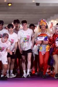 ต่อ-ธนภพ นำทีม พร้อมศิลปิน Tia 51 ร่วมวิ่งการกุศล  “Citizen of Love : Born to Run 2026 United for Change” จัดโดยสยามพิวรรธน์ มอบรายได้ให้ยูนิเซฟ ประเทศไทย ช่วยยกระดับคุณภาพชีวิตของเด็กไทย